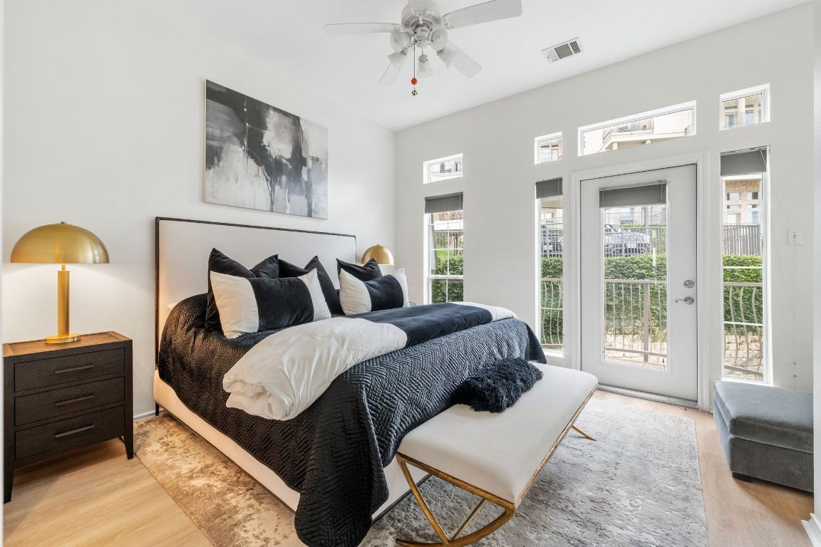 2918 Ranch Road 620, Unit 161 Austin, TX 78734 - Photo 21 of 35 a living room with furniture