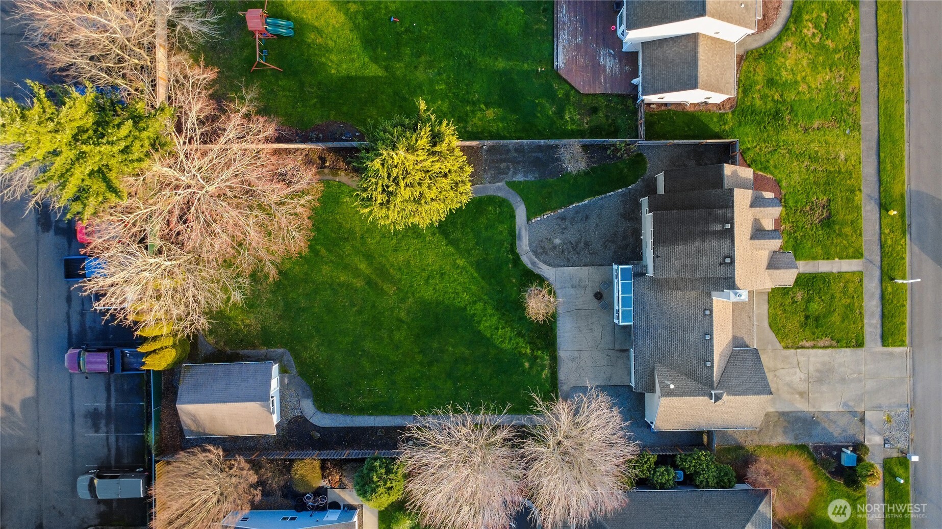 2881 Initial Avenue Enumclaw, WA 98022 - Photo 24 of 25 an aerial view of a house with a yard basket ball court and outdoor seating
