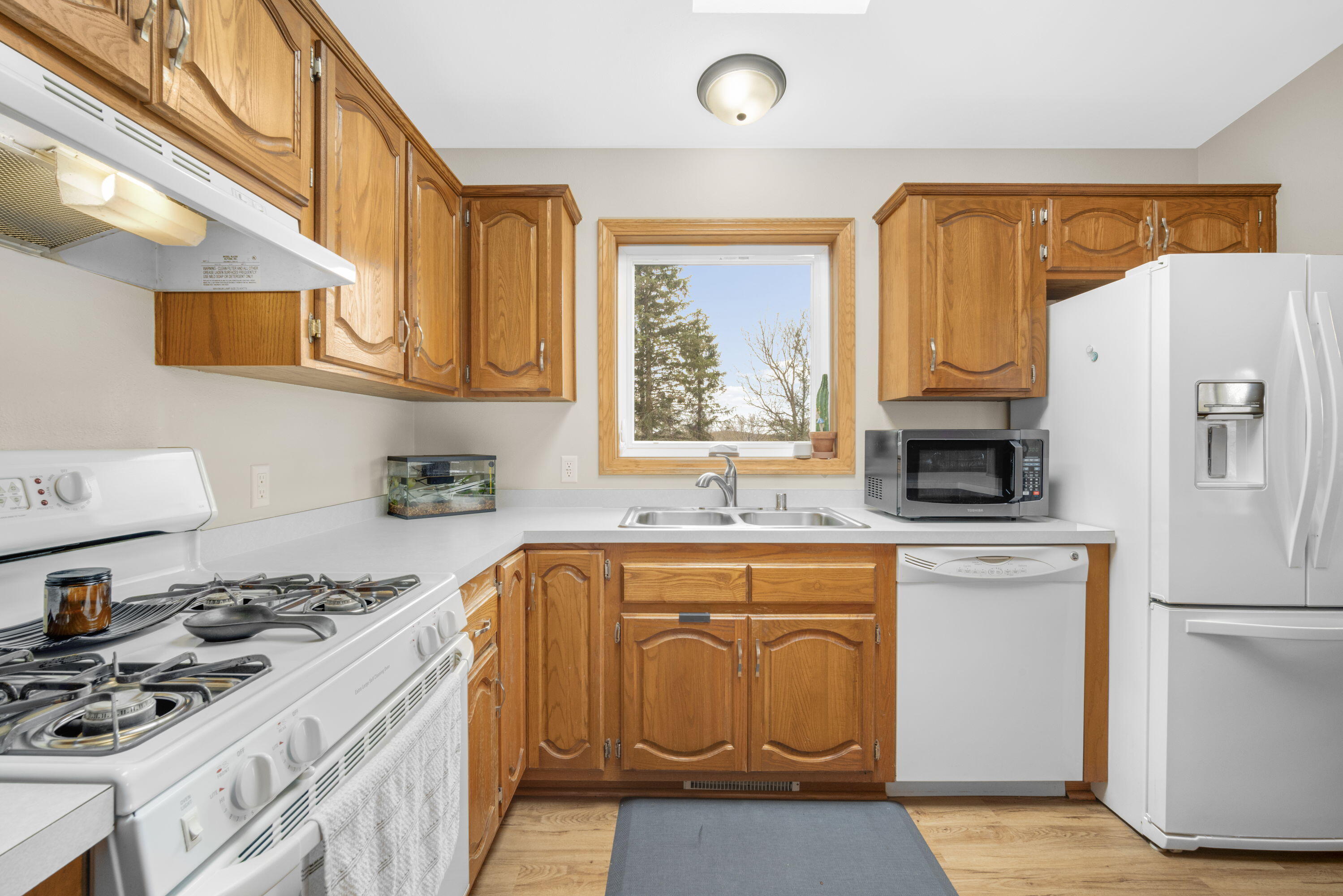 N2358 Highway 28 Scott, WI 53001 - Photo 6 of 28 Kitchen