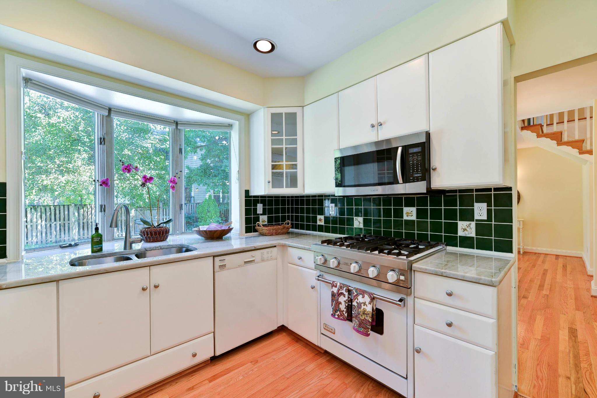 8029 Washington Road Alexandria, VA 22308 - Photo 11 of 27 Kitchen
