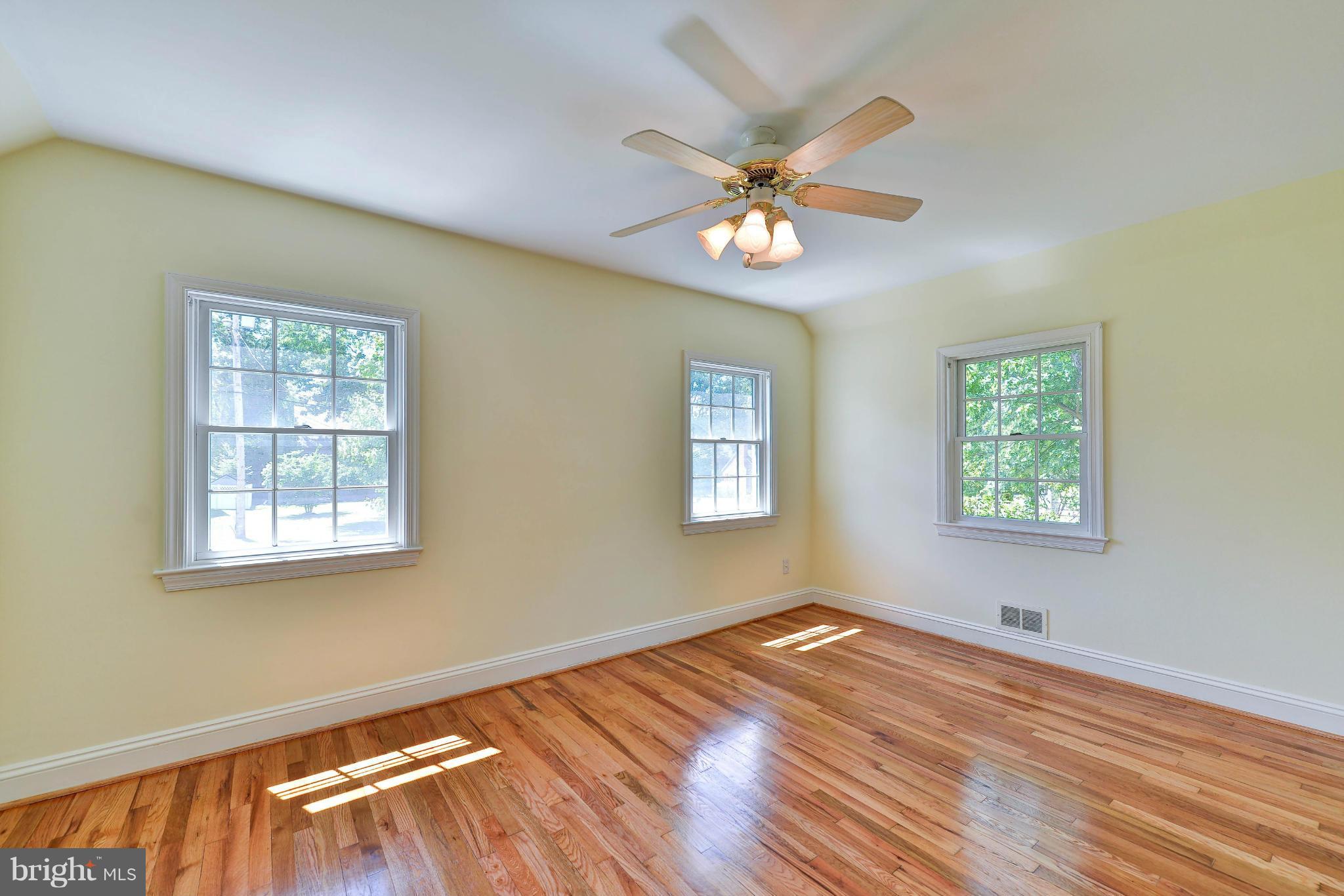 8029 Washington Road Alexandria, VA 22308 - Photo 21 of 27 Bedroom