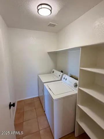 $317,500 | 2201 North Comanche Drive, Unit 1018, Chandler, AZ 85224