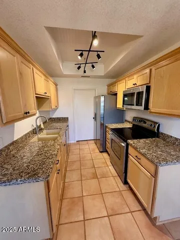 $317,500 | 2201 North Comanche Drive, Unit 1018, Chandler, AZ 85224