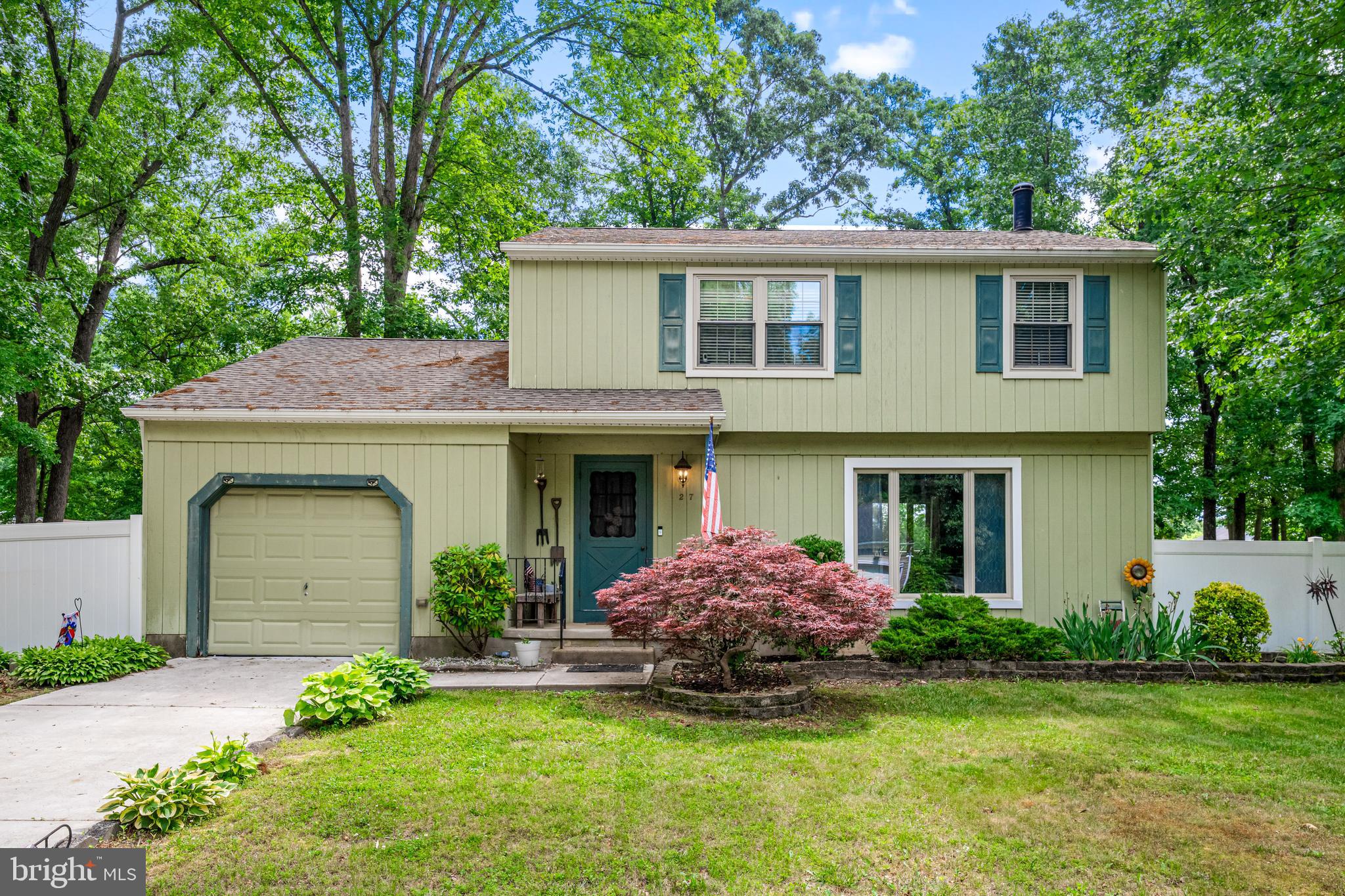 27 Villa Drive Berlin, NJ 08009 - Photo 1 of 45