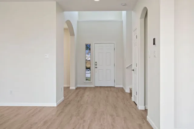 $2,200 | 101 Redwood Drive, Kyle, TX 78640