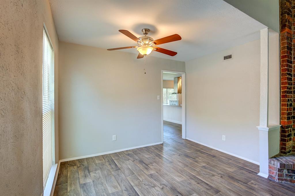 7801 Summerglen Road Fort Worth, TX 76133 - Photo 30 of 40
