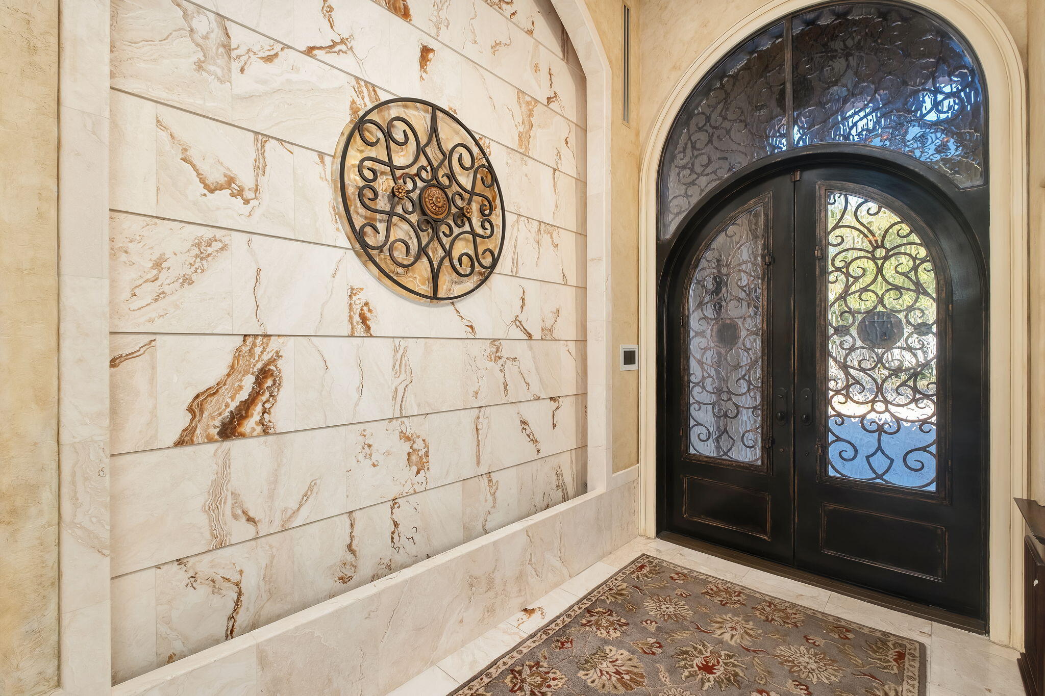 437 Admiral Court Destin, FL 32541 - Photo 20 of 100 Water Feature/Foyer