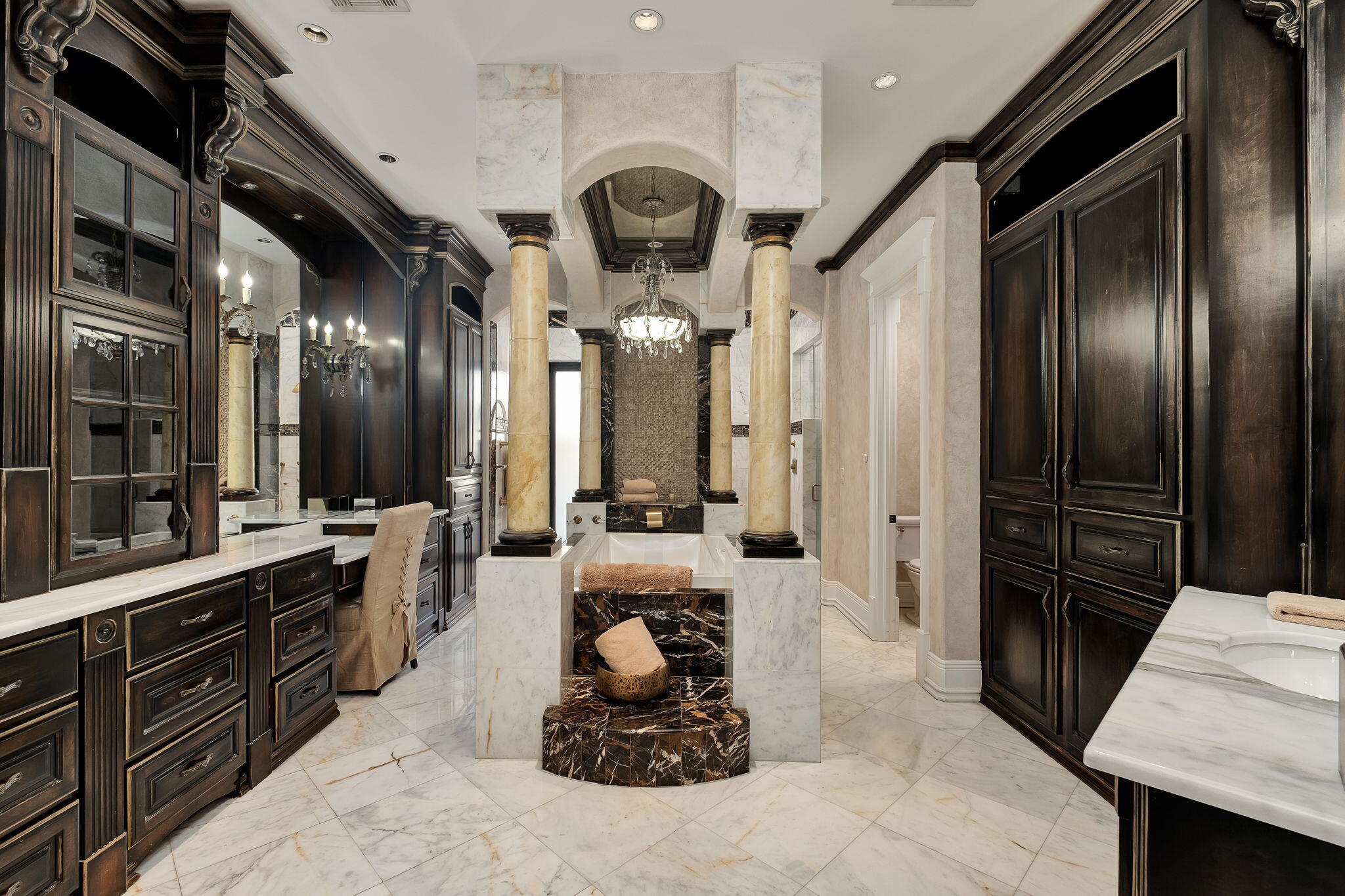 437 Admiral Court Destin, FL 32541 - Photo 33 of 100 Master Bathroom