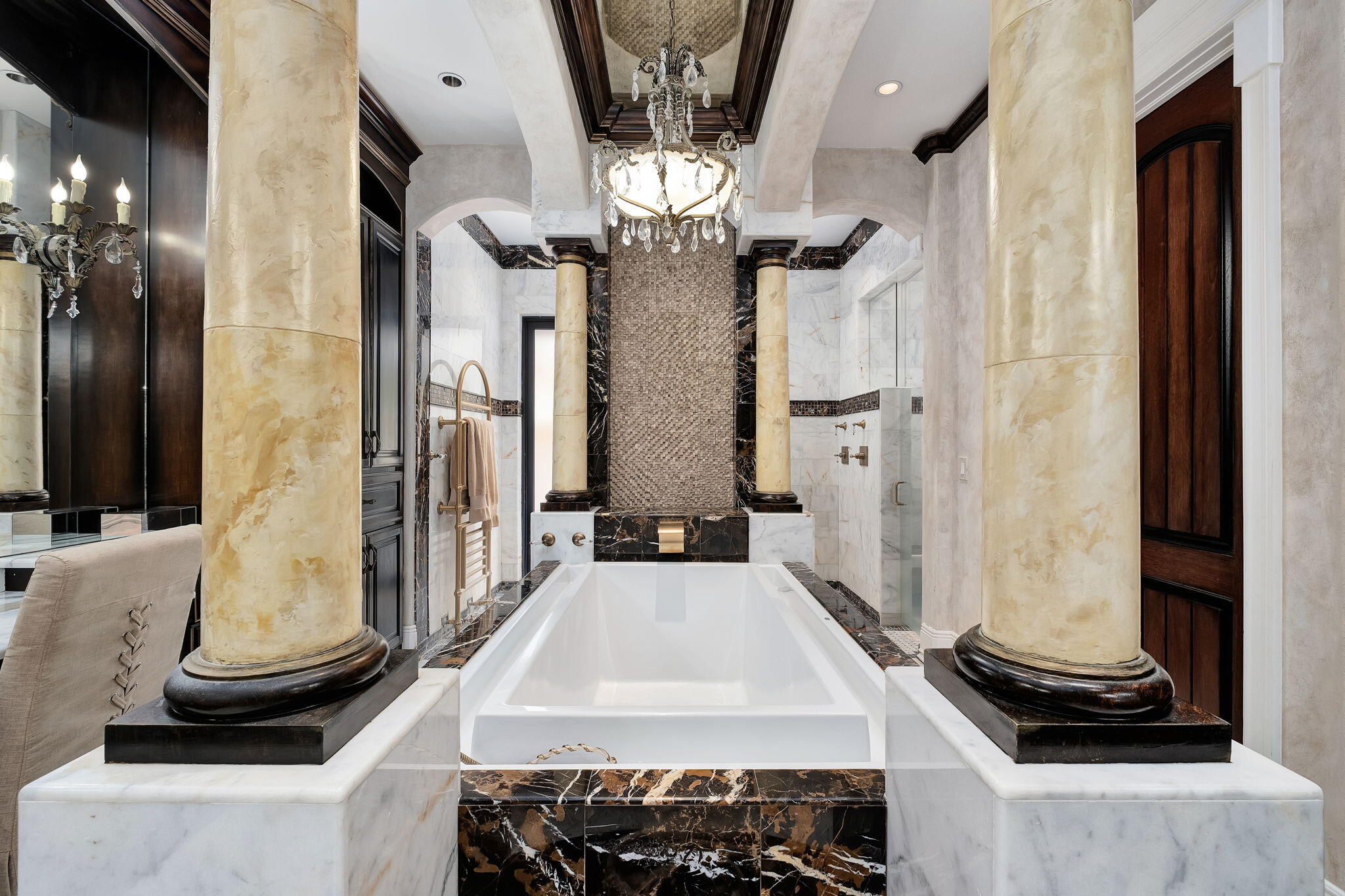 437 Admiral Court Destin, FL 32541 - Photo 34 of 100 Master Bathroom