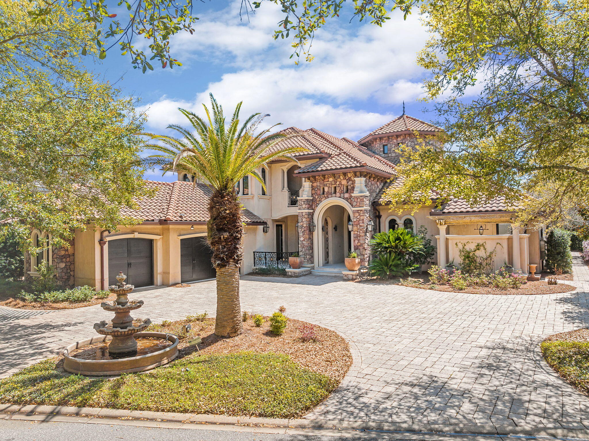 437 Admiral Court Destin, FL 32541 - Photo 96 of 100 a view of a house with snow on the side of the road