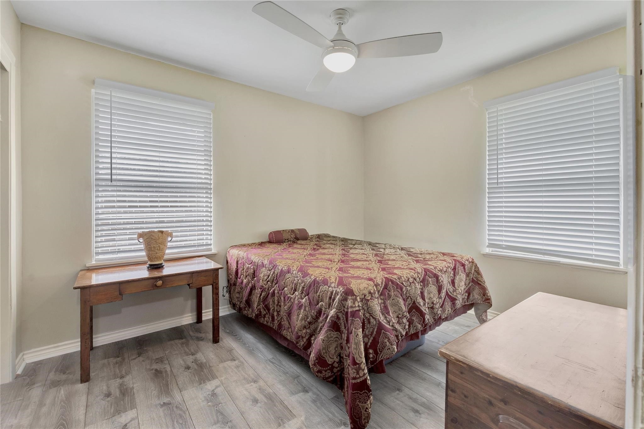930 Creager Street Houston, TX 77034 - Photo 9 of 13