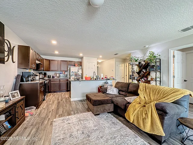 $475,900 | 3 Unique Court, Palm Coast, FL 32164