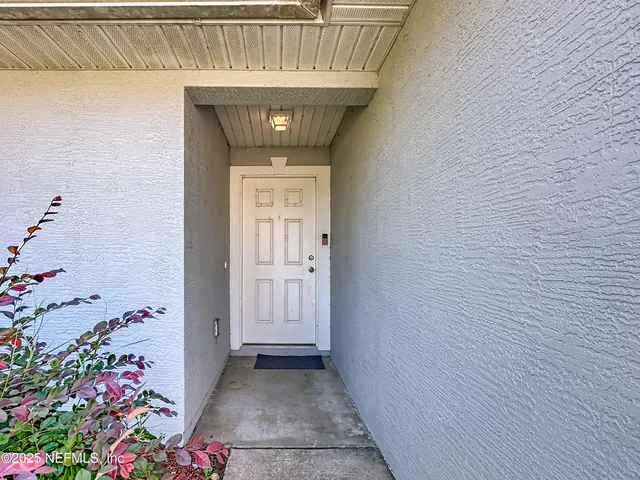 $475,900 | 3 Unique Court, Palm Coast, FL 32164