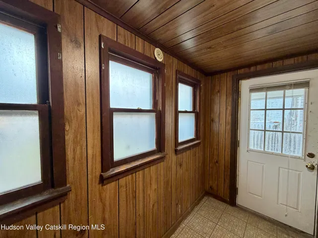 $489,000 | 20 8th Street, Hudson, NY 12534