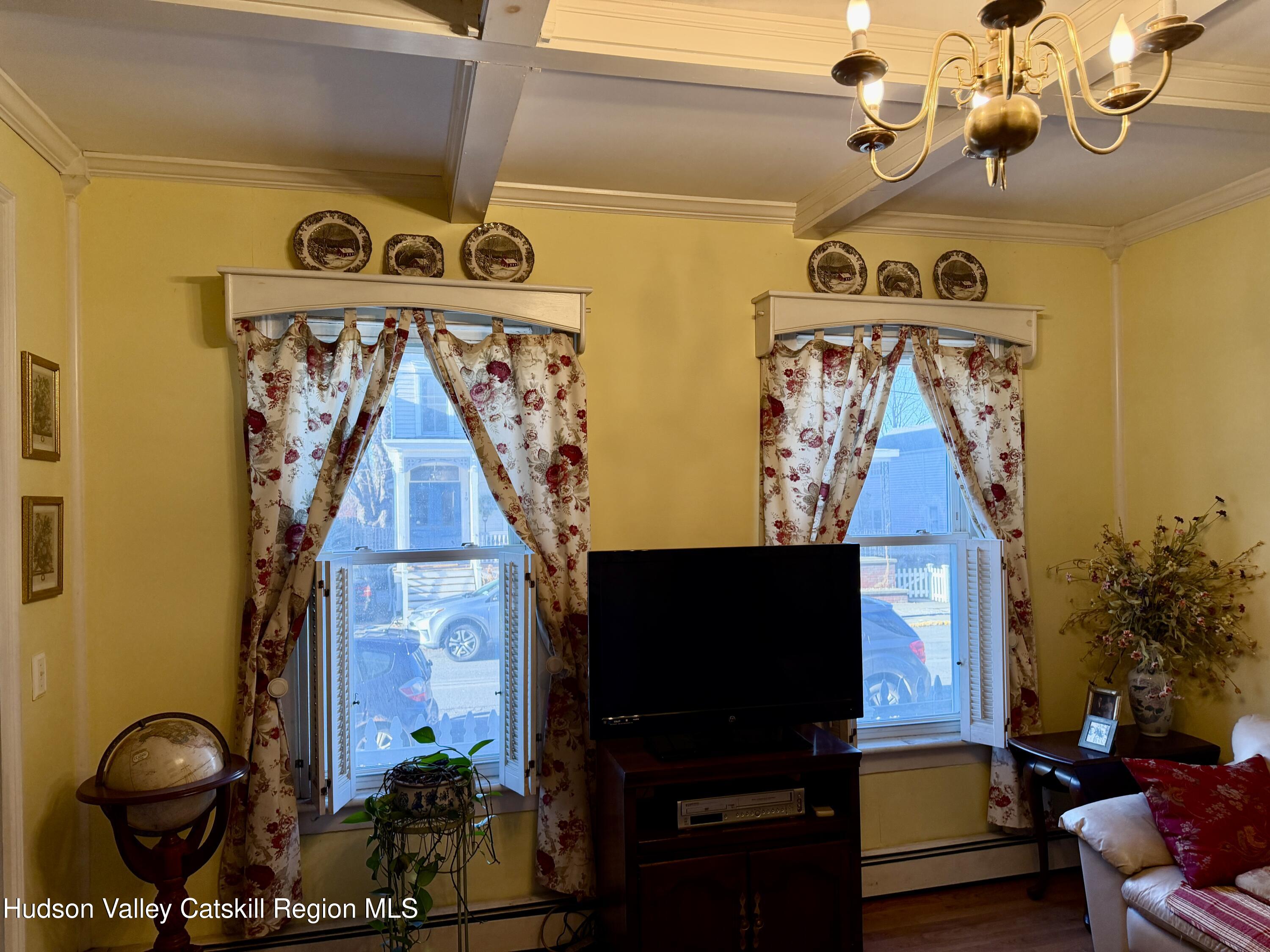 20 8th Street Hudson, NY 12534 - Photo 7 of 29 IMG_6793