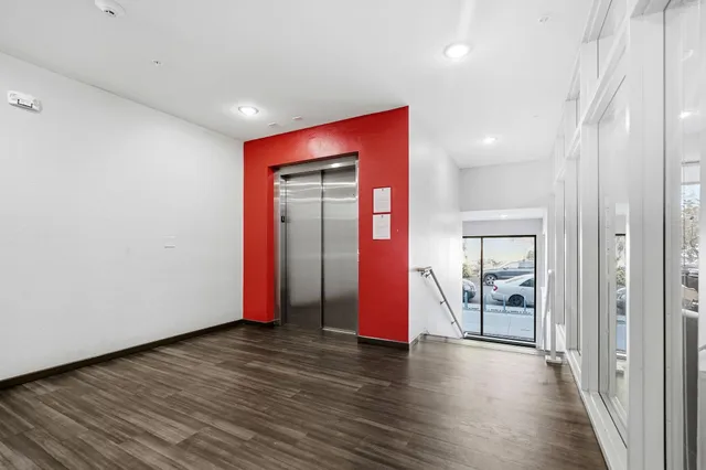 $1,050 | 2318 Jefferson Street Northeast, Unit 209, Minneapolis, MN 55418