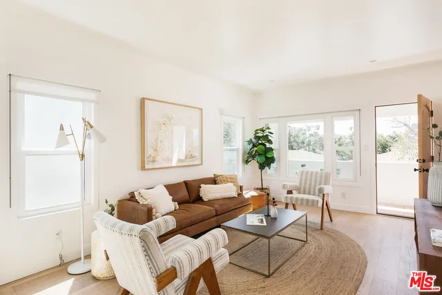 $599,000 | 5847 1/2 Ernest Avenue, Los Angeles, CA 90034