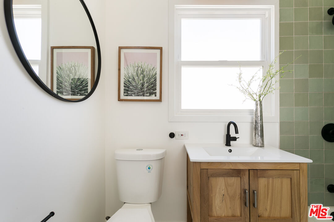 5847 1/2 Ernest Avenue Los Angeles, CA 90034 - Photo 13 of 20