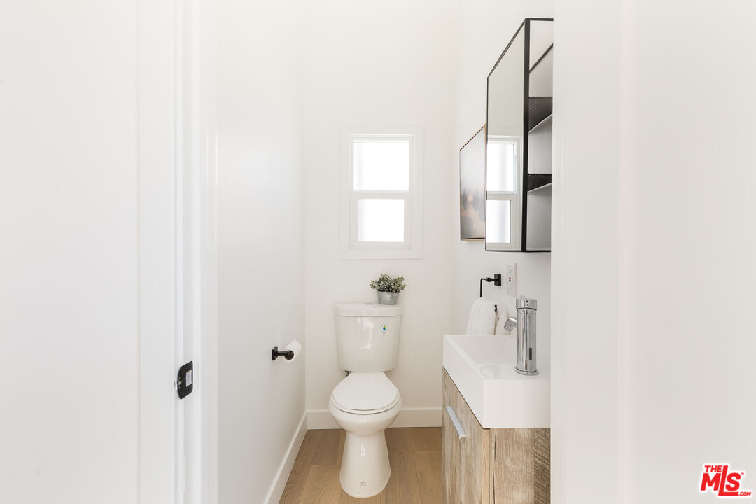 5847 1/2 Ernest Avenue Los Angeles, CA 90034 - Photo 16 of 20