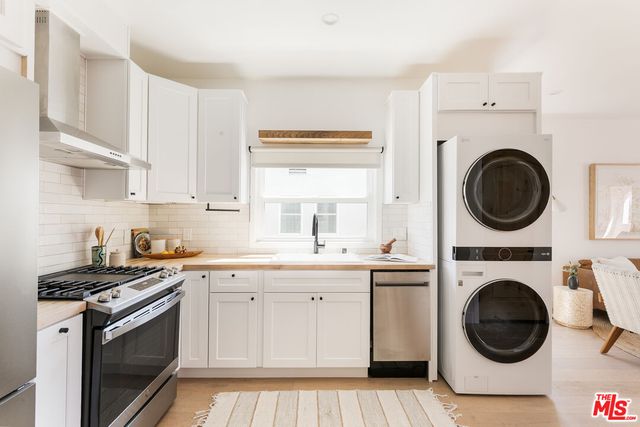 $599,000 | 5847 1/2 Ernest Avenue, Los Angeles, CA 90034