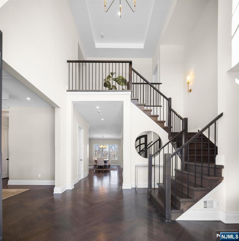 396 Knollwood Road Ridgewood, NJ 07450 - Photo 7 of 50