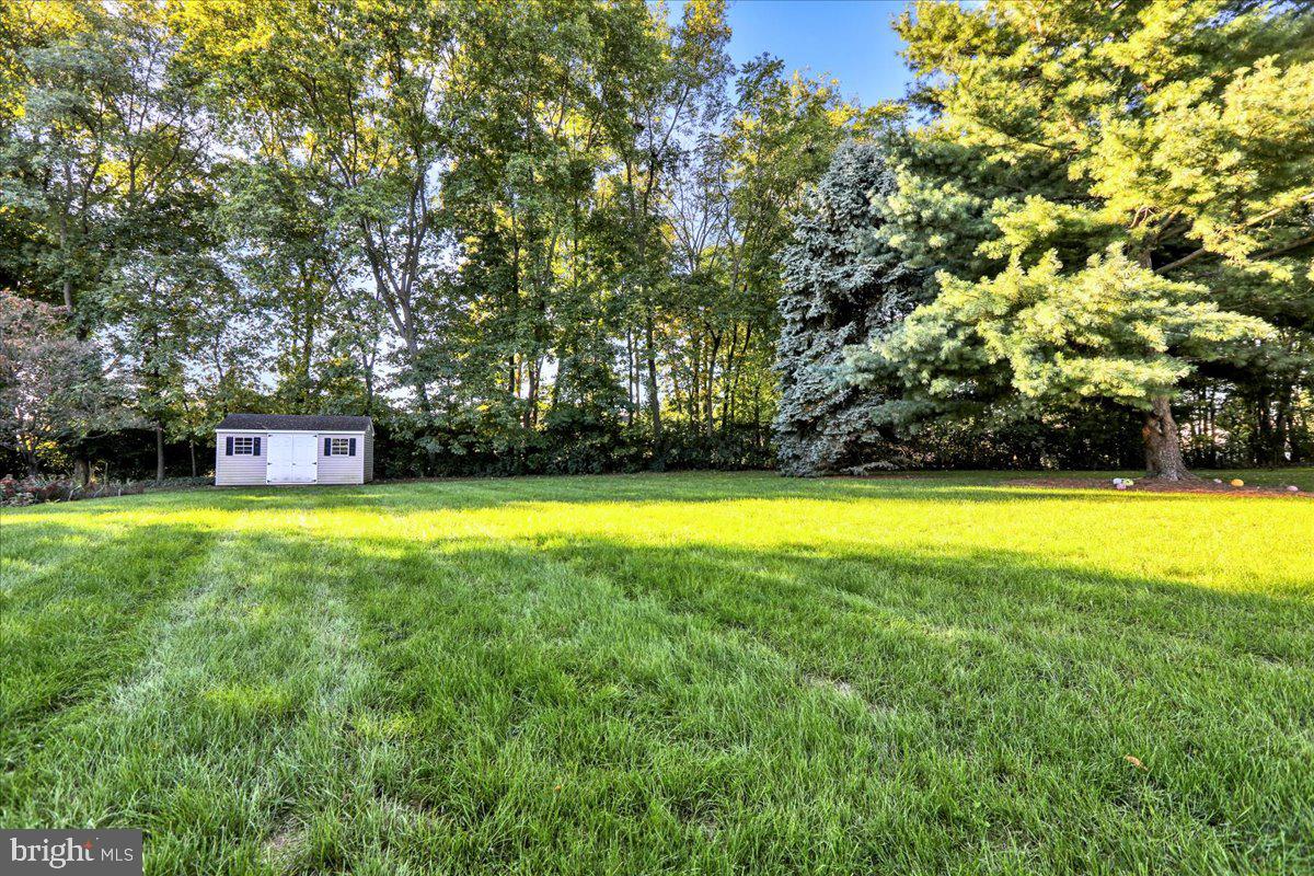 737 Rosemont Drive Lititz, PA 17543 - Photo 34 of 39