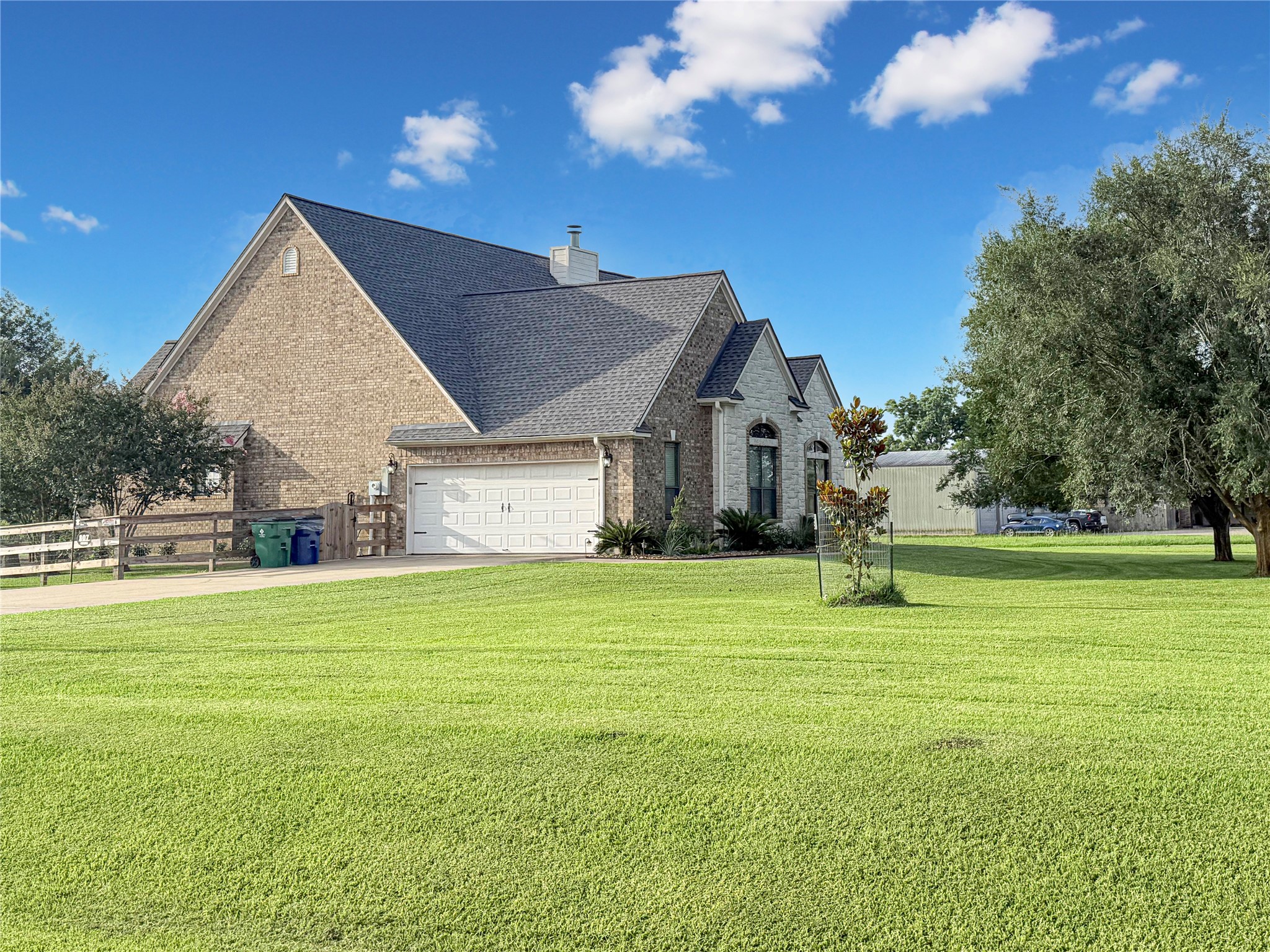 807 Mill Road Angleton, TX 77515 - Photo 7 of 46 Beautiful corner-lot setting with desirable side-entry garage.