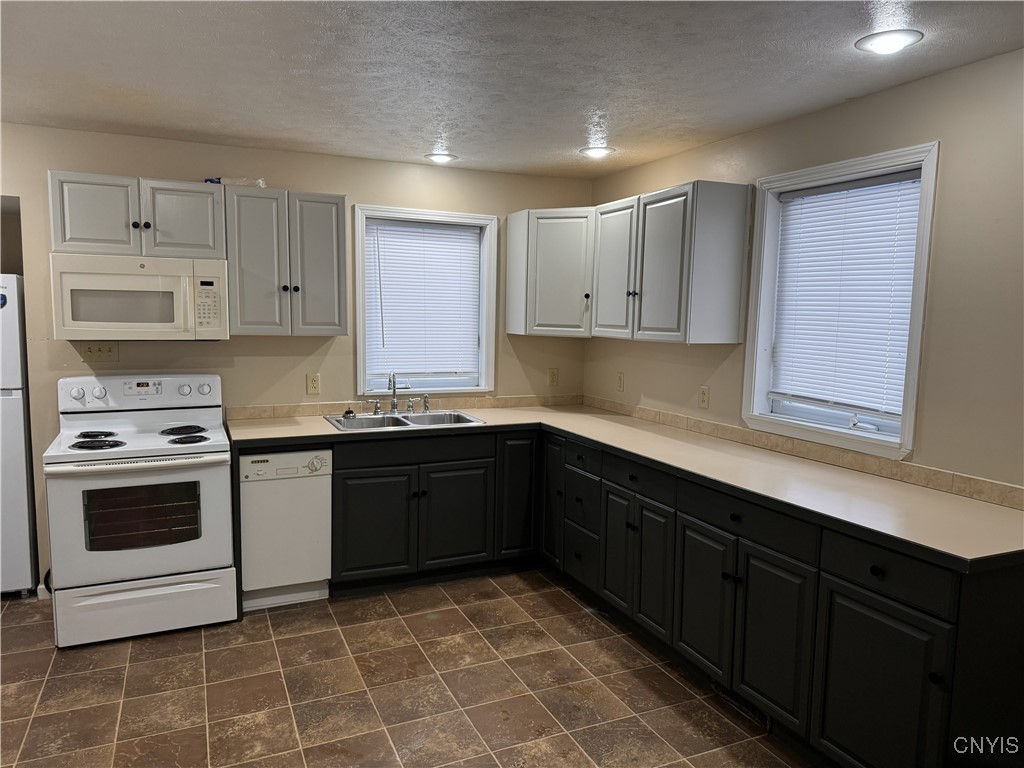 308 Grand Street Oneida, NY 13421 - Photo 7 of 25