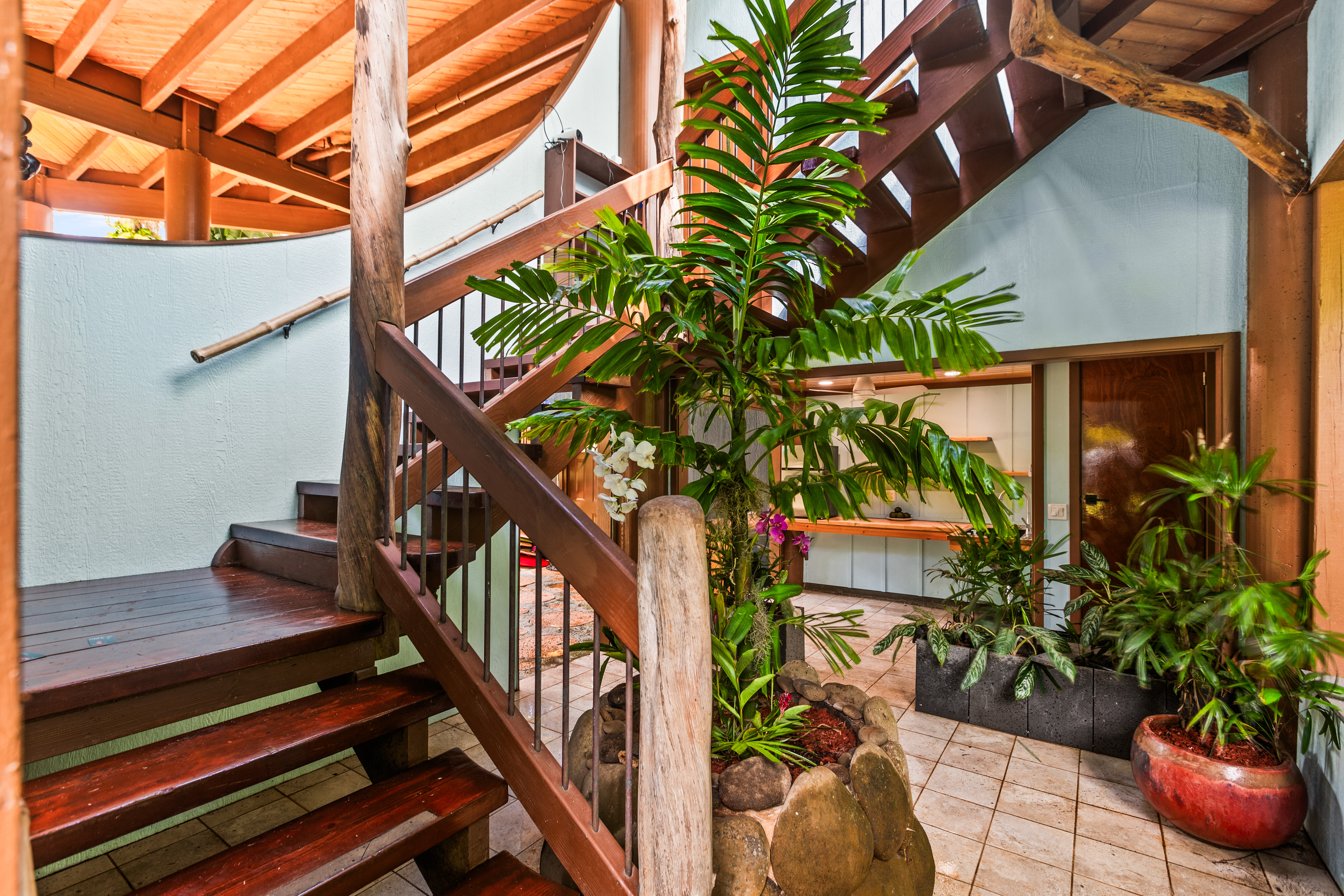 4558 A Ananalu Road Hanalei, HI 96714 - Photo 18 of 25 a view of outdoor space and deck