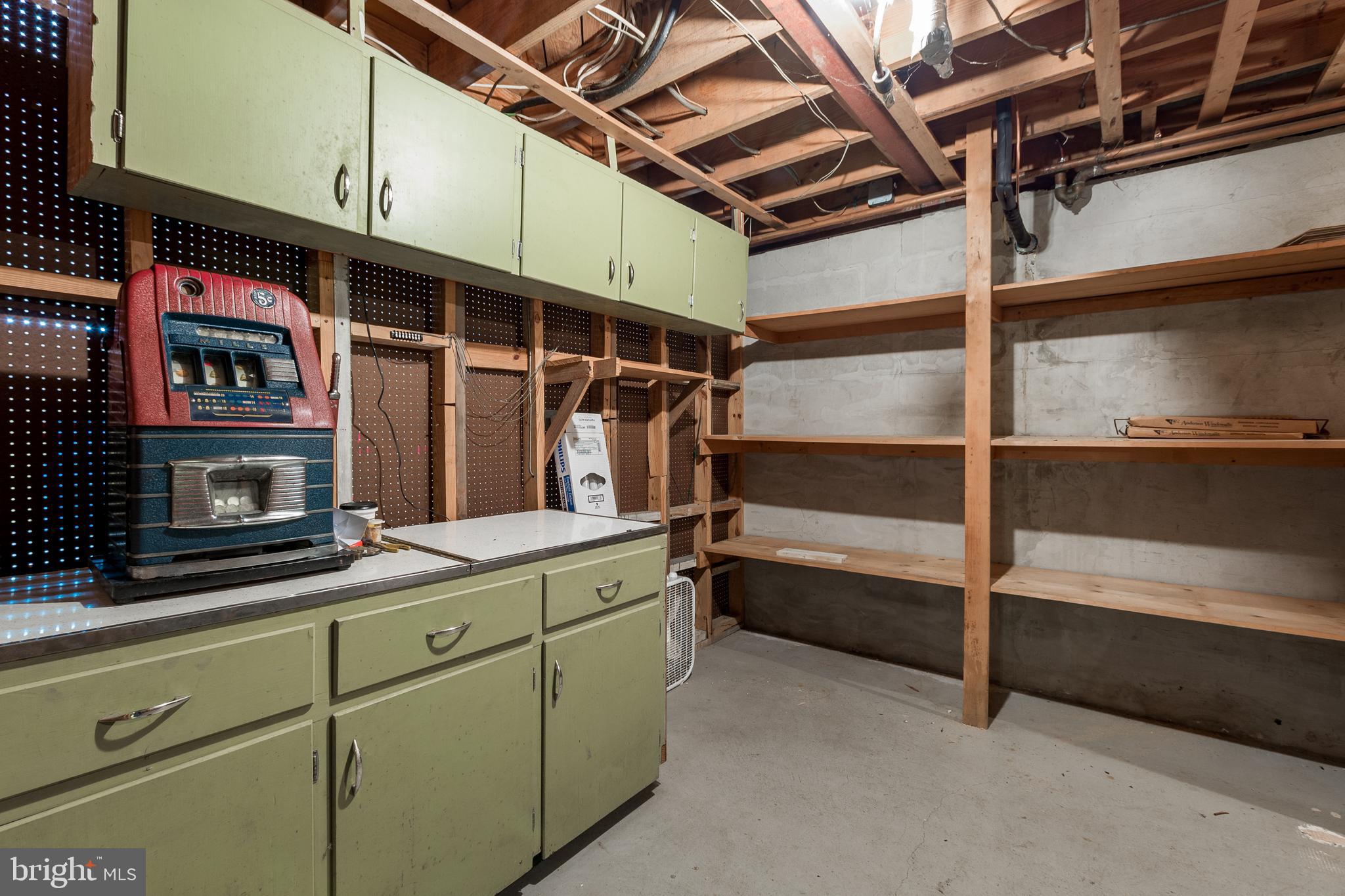 28178 Riverside Drive Salisbury, MD 21801 - Photo 61 of 73 Basement workshop