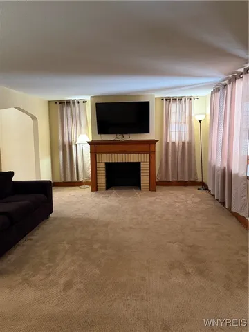 $1,499 | 624 16th Street, Niagara Falls, NY 14301