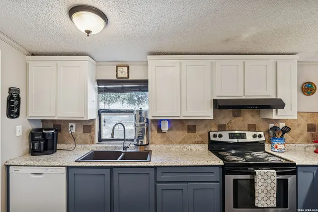 $245,000 | 4646 Eichman Road, Von Ormy, TX 78073