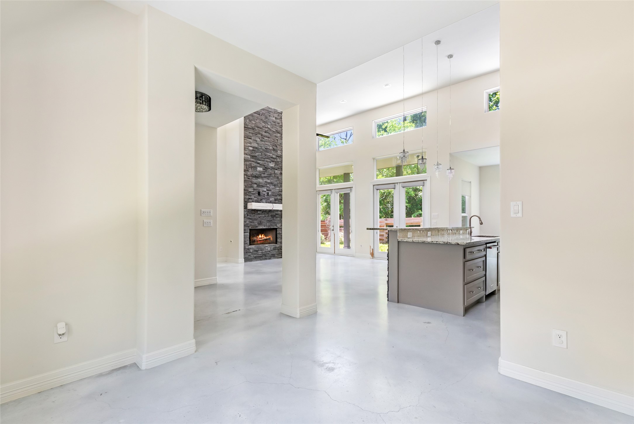 538 Magnolia Point Drive Huffman, TX 77336 - Photo 10 of 30 View from dining area in to main living area