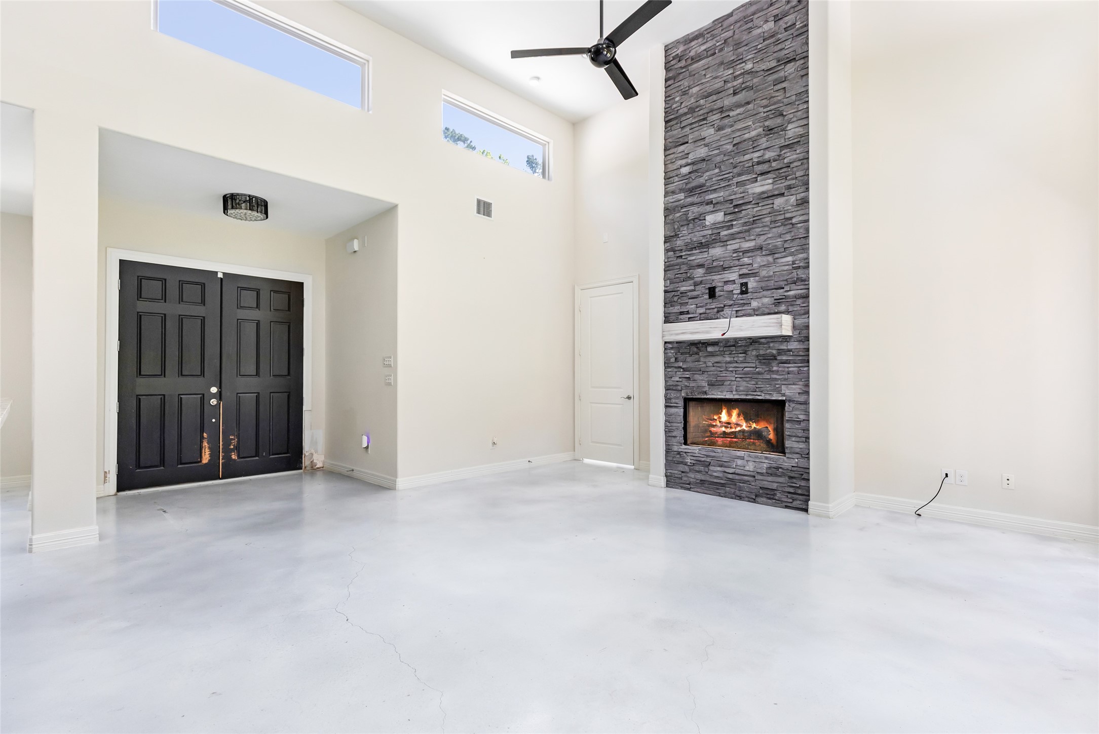 538 Magnolia Point Drive Huffman, TX 77336 - Photo 5 of 30 Note cosmetic damage pictured.