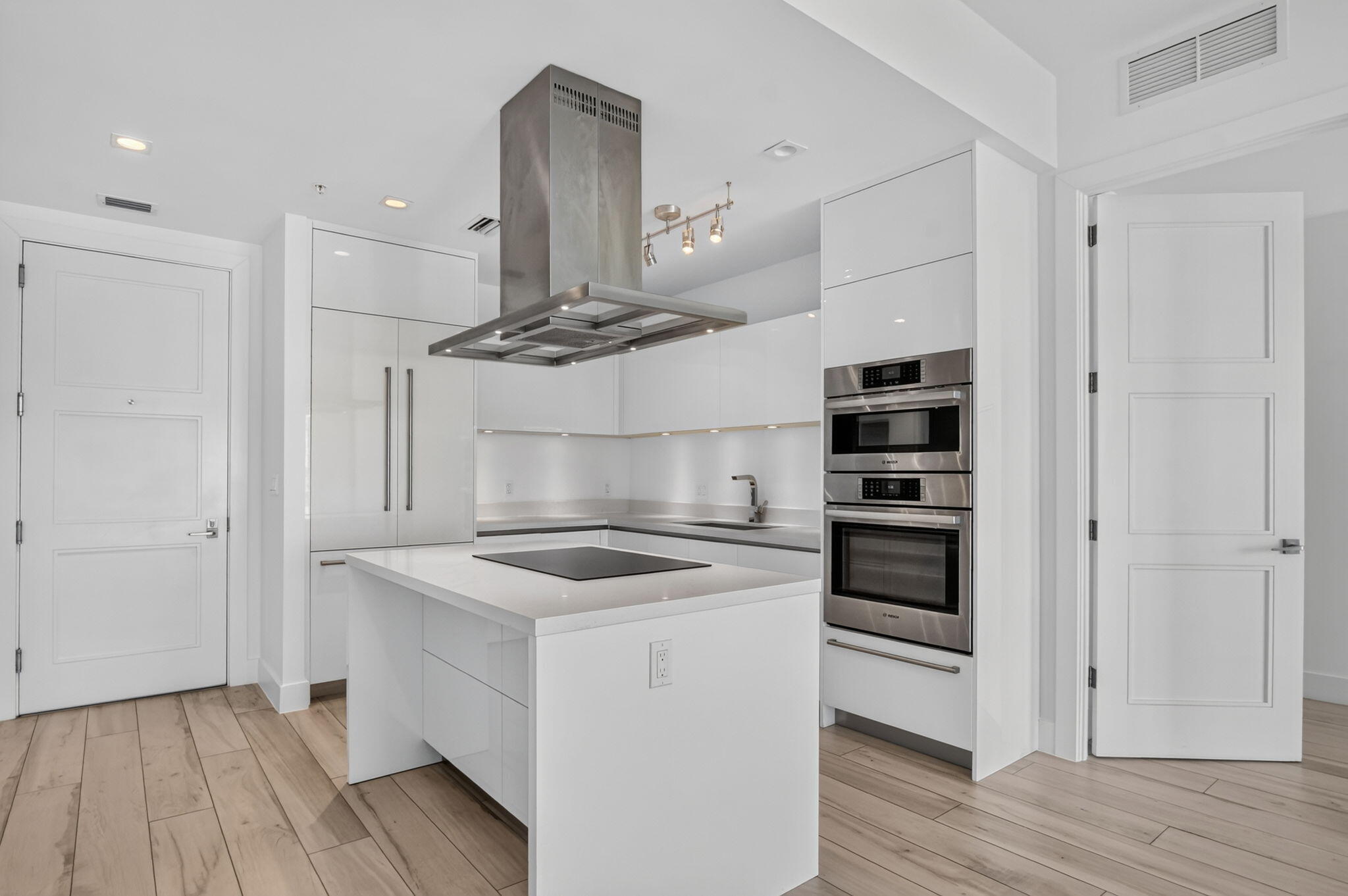 155 East Boca Raton Road, Unit 1019 Boca Raton, FL 33432 - Photo 2 of 55 3-web-or-mls-DSC_5388