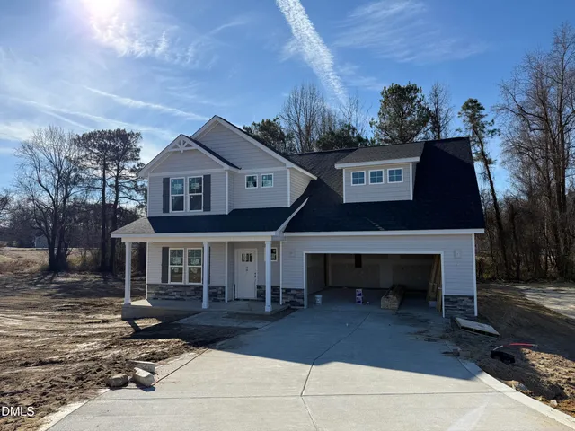 $379,950 | 201 Tuskeegee Drive, Smithfield, NC 27577
