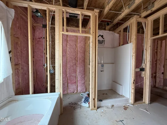 $379,950 | 201 Tuskeegee Drive, Smithfield, NC 27577