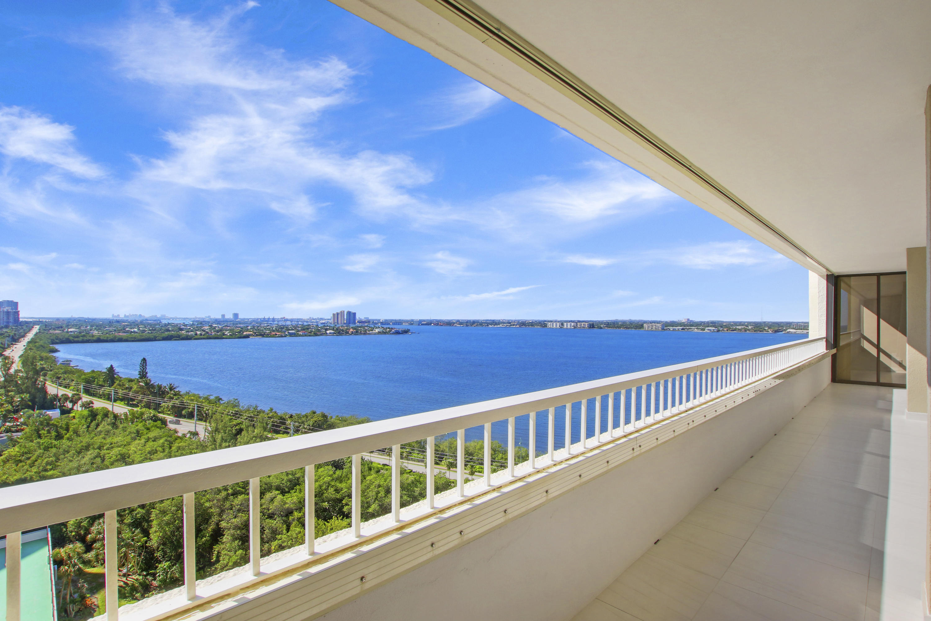 5280 North Ocean Drive, Unit 12F Riviera Beach, FL 33404 - Photo 14 of 49 Hosue 2-47