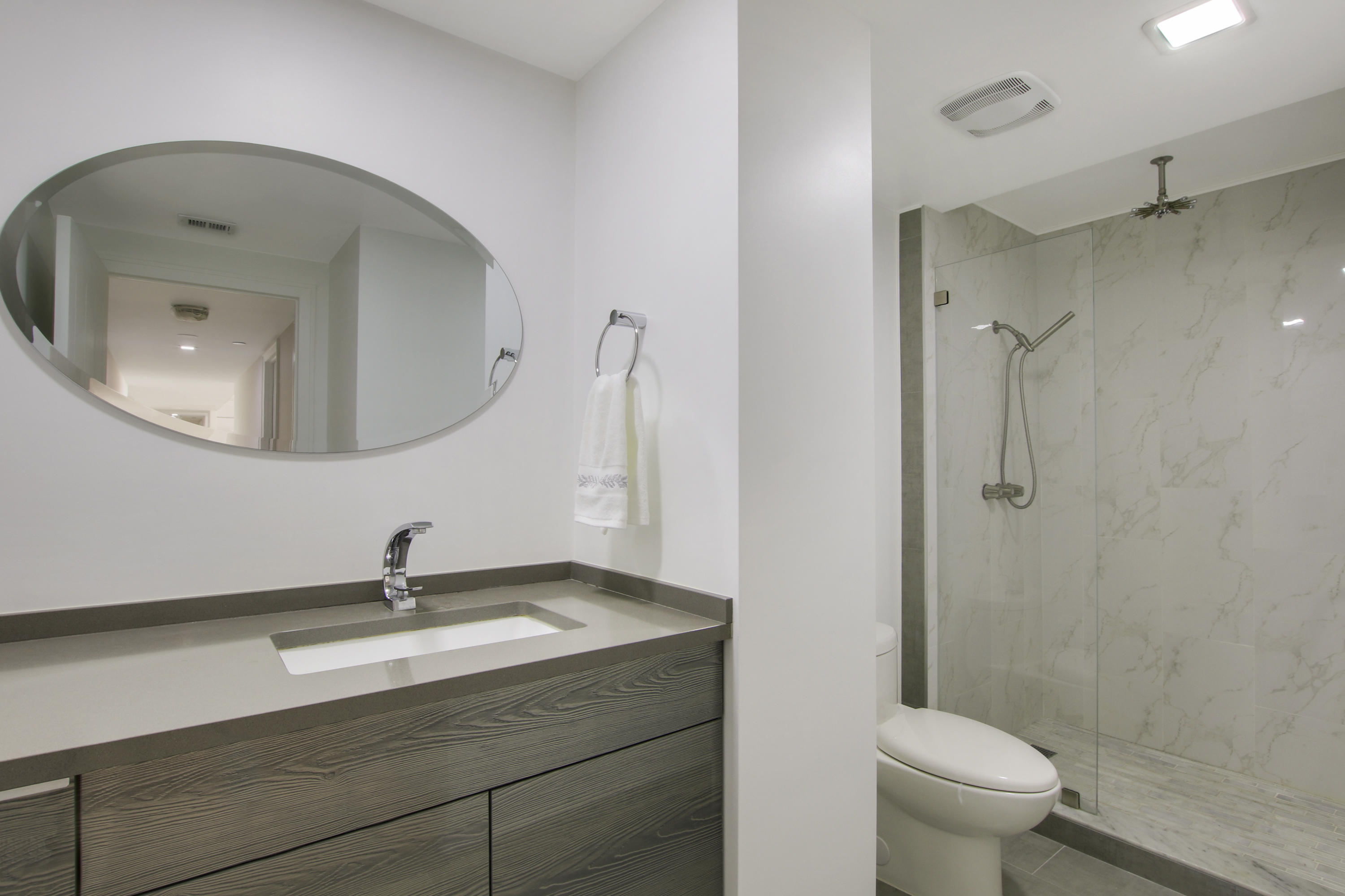 5280 North Ocean Drive, Unit 12F Riviera Beach, FL 33404 - Photo 28 of 49 Hosue 2-18