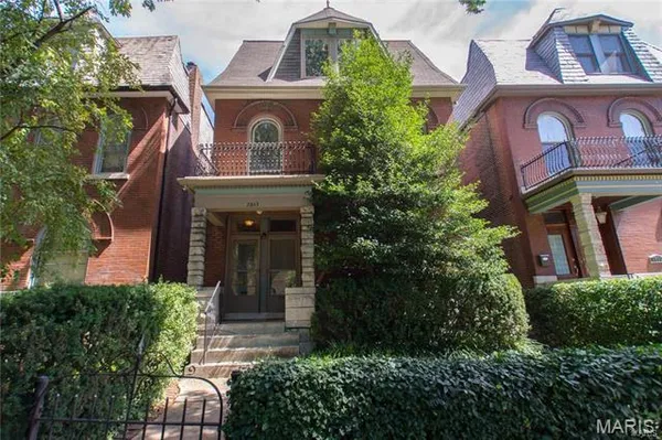 $329,000 | 2843 Accomac Street, St. Louis, MO 63104