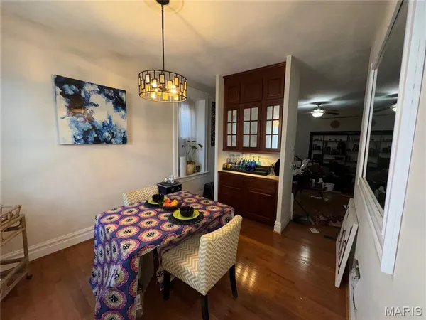 $329,000 | 2843 Accomac Street, St. Louis, MO 63104