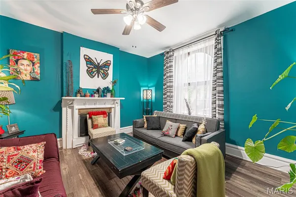 $329,000 | 2843 Accomac Street, St. Louis, MO 63104