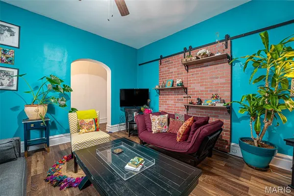 $329,000 | 2843 Accomac Street, St. Louis, MO 63104