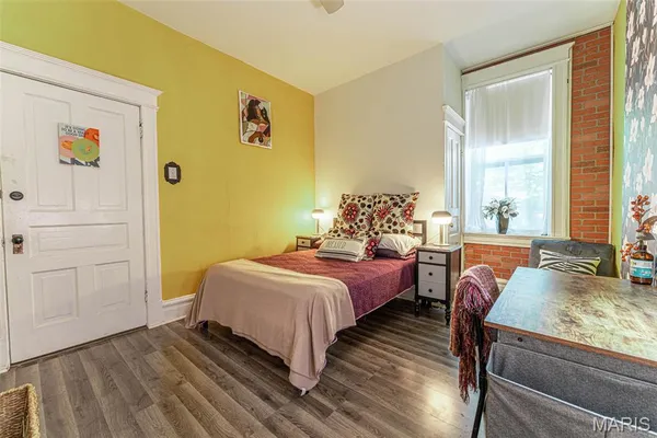 $329,000 | 2843 Accomac Street, St. Louis, MO 63104