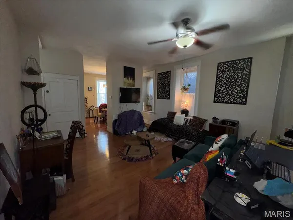 $329,000 | 2843 Accomac Street, St. Louis, MO 63104