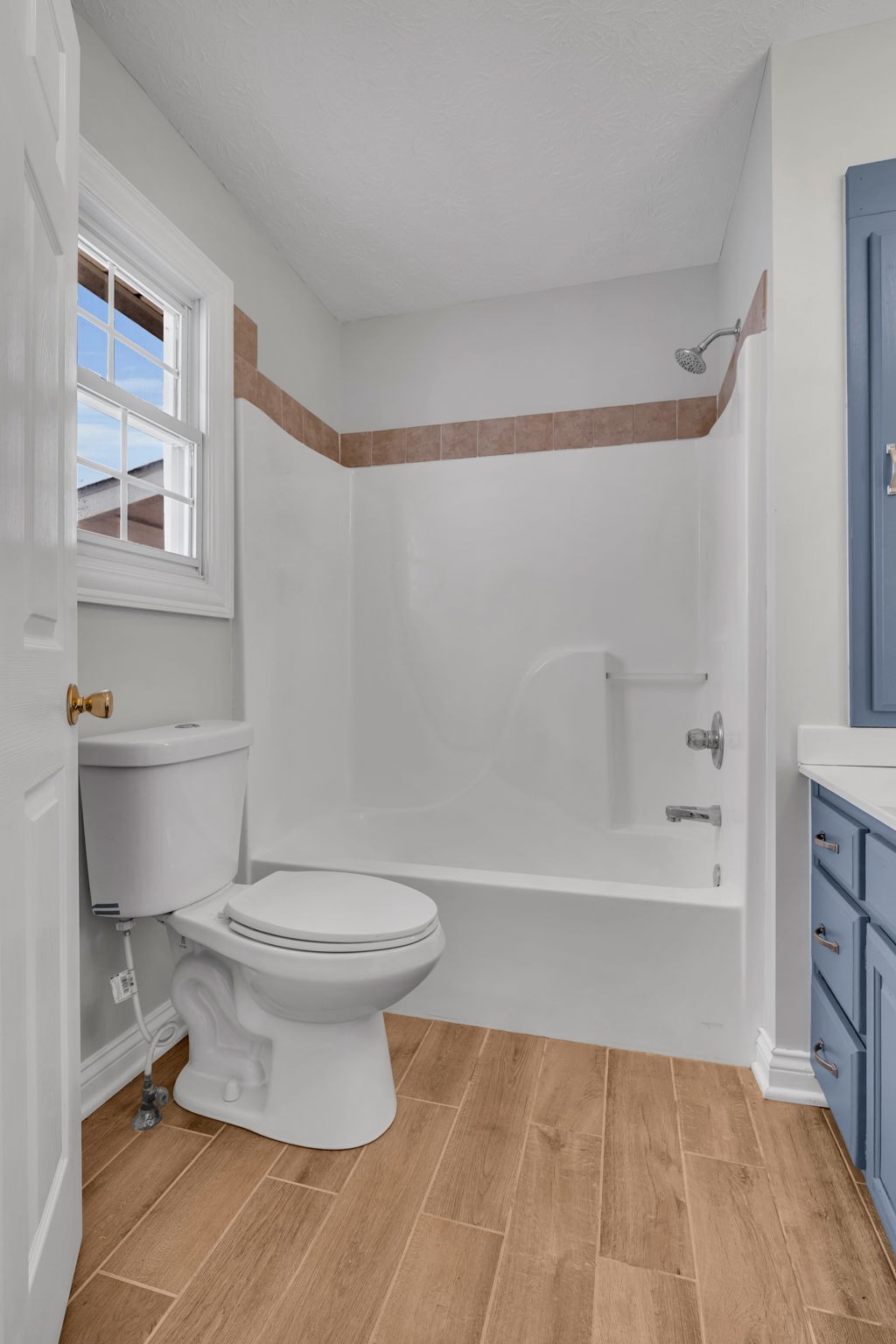 257 Martin Chapel Road Portland, TN 37148 - Photo 32 of 36 a bathroom with a toilet and a shower