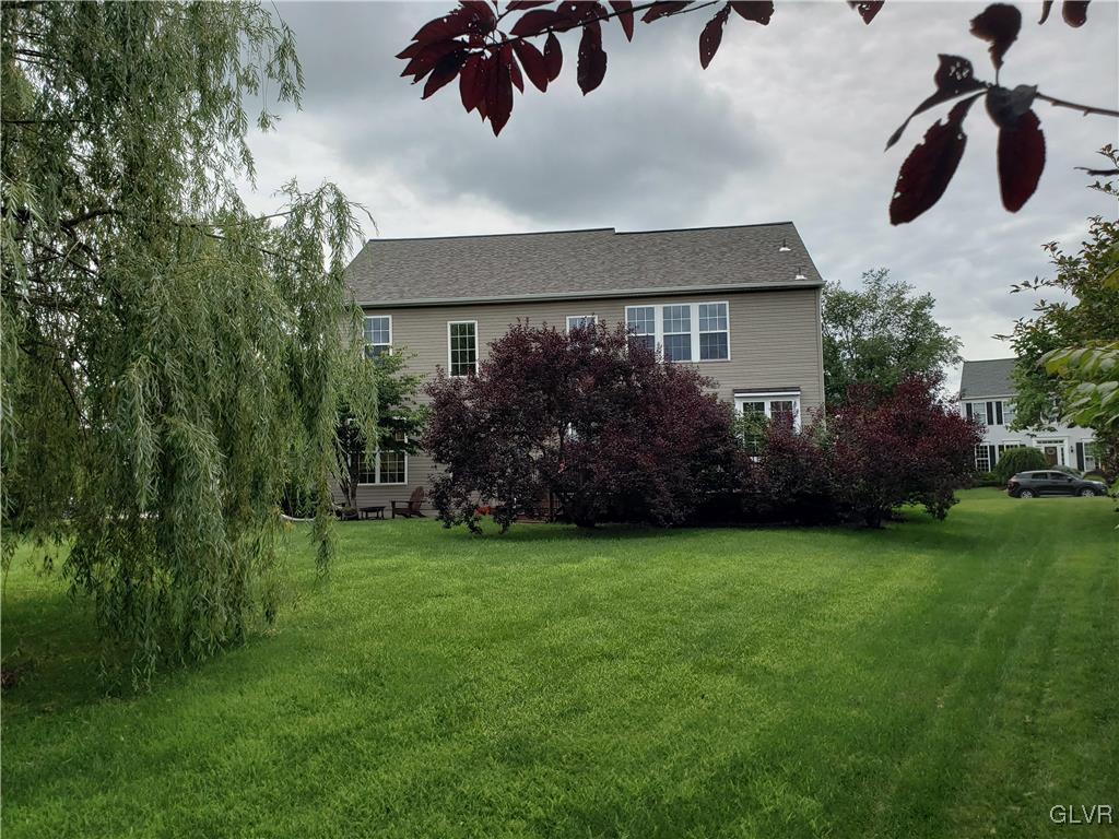 8622 Pathfinder Road Breinigsville, PA 18031 - Photo 4 of 45 Gallery Image 4