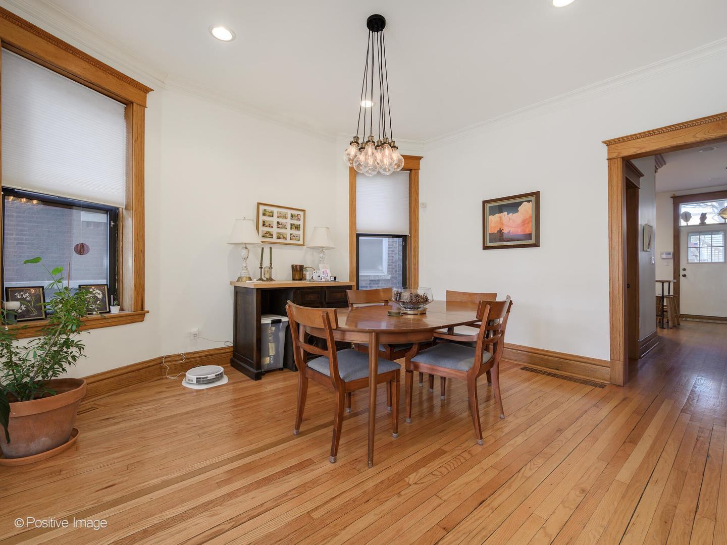 2724 North Troy Street Chicago, IL 60647 - Photo 5 of 34