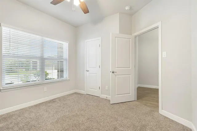a view of utility room with washer and dryer