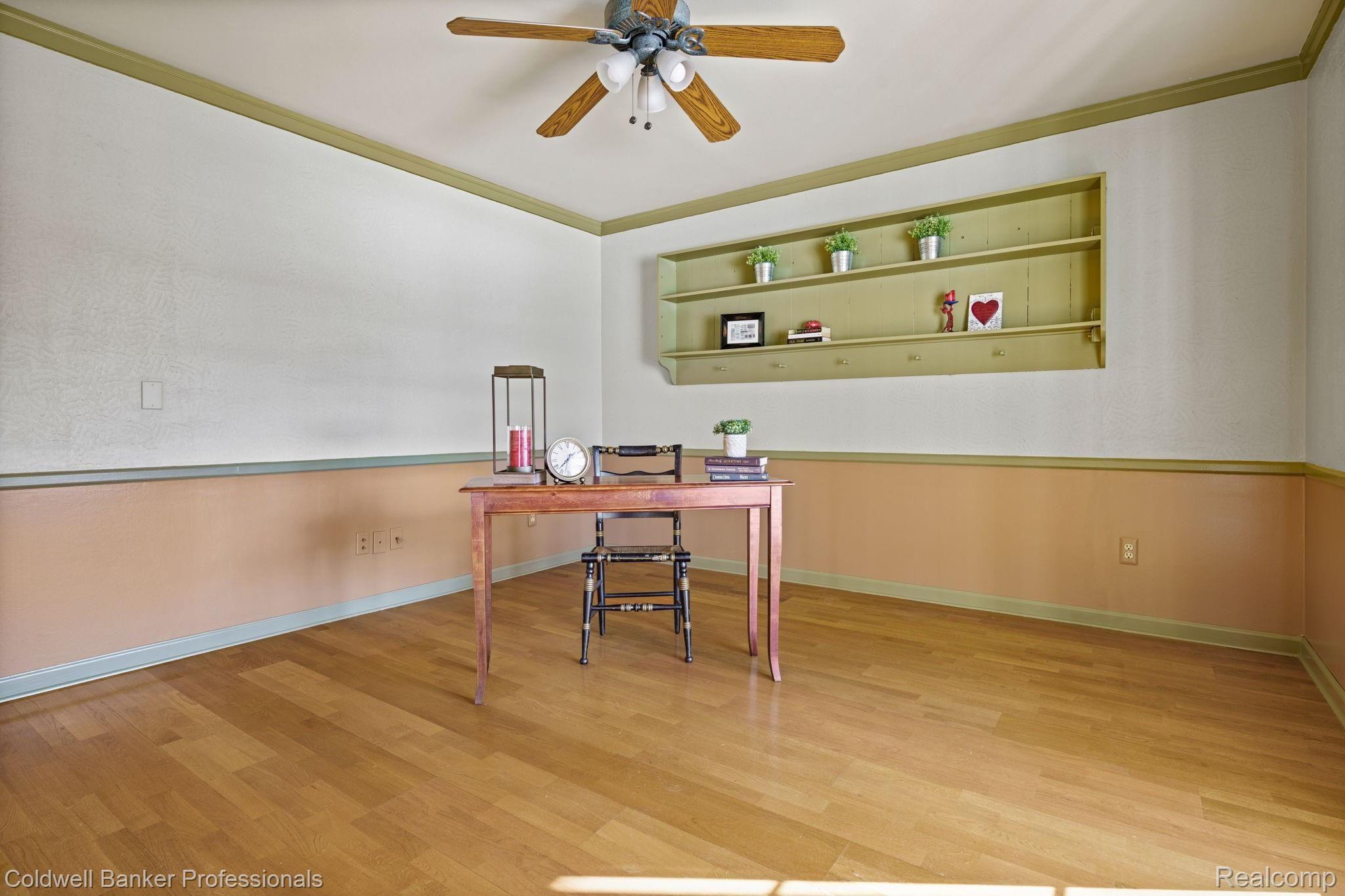 615 Bucknell Court Rochester, MI 48309 - Photo 22 of 43 Main floor office with real hardwood floors